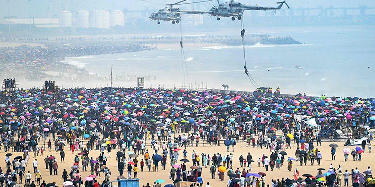 Five die of heat stroke at Indian Air Force event in Chennai