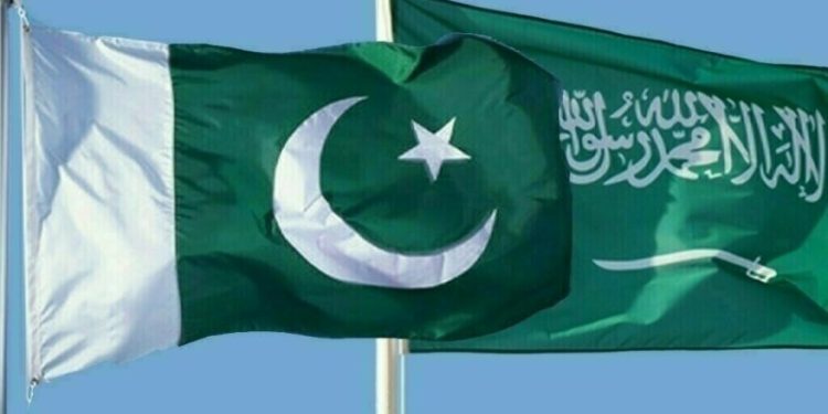 Pakistan, Saudi Arabia sign MoUs valuing $2.2bn in multiple sectors