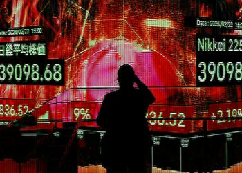 Asian markets mixed after Wall St drop, Shanghai dips before briefing