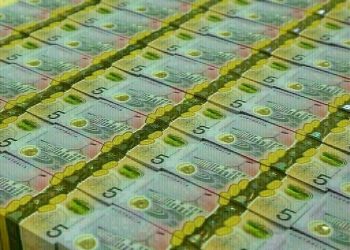 Australian dollar set for solid weekly gains on yen, kiwi