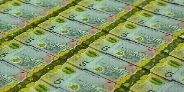 Australian dollar set for solid weekly gains on yen, kiwi