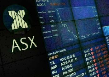 Australian shares slip as banks’ losses outweigh gains in miners