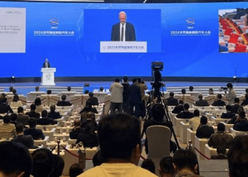 Booming Smart EV in China Benefit for The World: German Executives