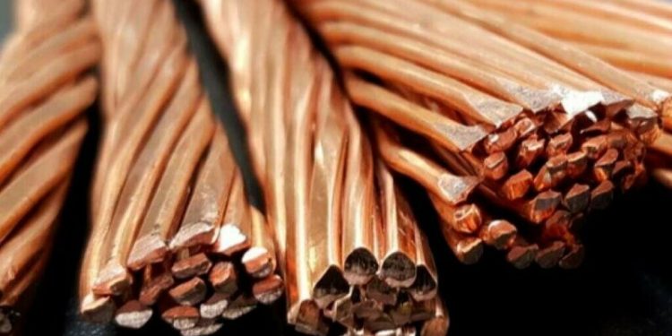 Copper edges up at end of see-saw week