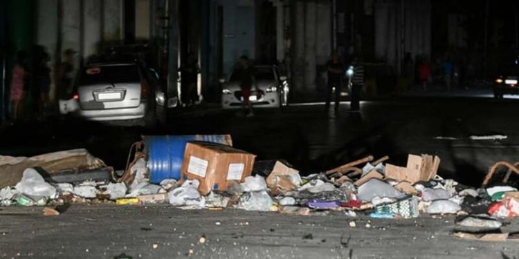 Cuban leader warns against unrest over nationwide blackout