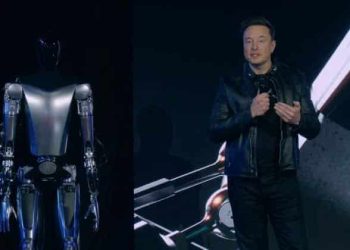 Elon Musk Launches Optimus Robot for 20-35 Lakhs to Help with Household Works