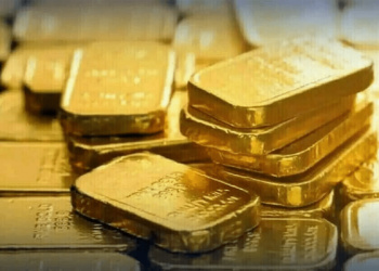 Gold price per tola decreases Rs2,300 in Pakistan - Markets