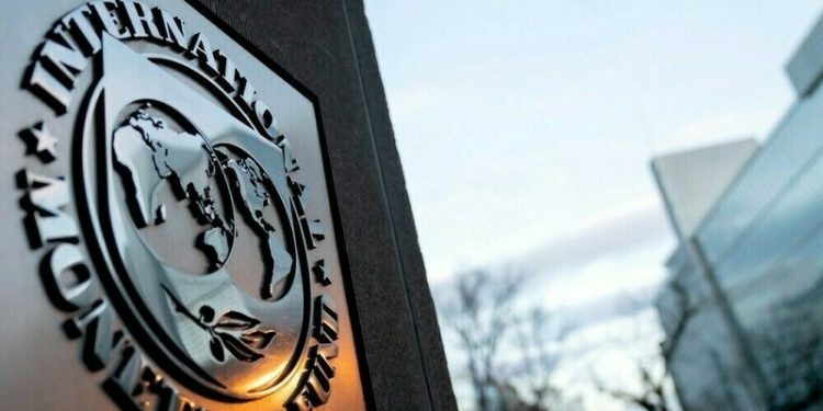 IMF predicts slightly slower global growth in 2024 and 2025