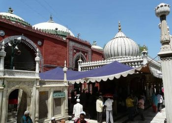 India Issues Visas to 82 Pakistani Pilgrims for Khwaja Nizamuddin Auliya’s Urs
