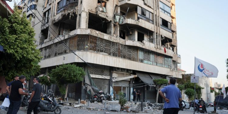 Israel attacks heart of Beirut as Hezbollah pushes back in southern Lebanon