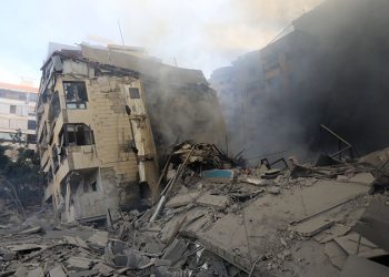 Israel strikes heart of Beirut, killing at least six