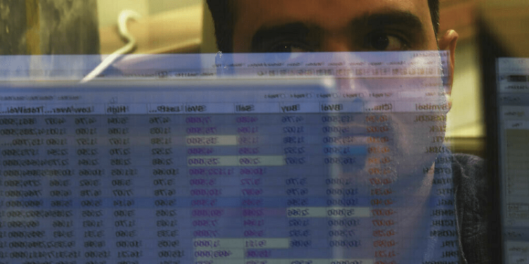 KSE-100 sees buying momentum over expectations of key policy rate cut