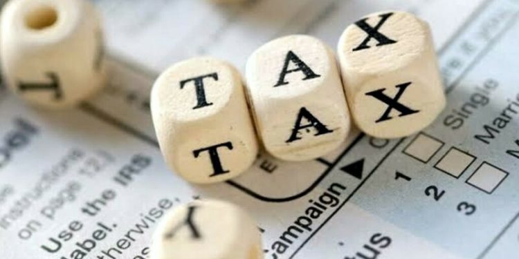 Pakistan faces revenue gap of Rs3.4tr due to tax evasion, fraud: Finance Division