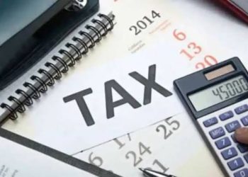 Pakistan’s Salaried Class Contributes Rs. 111 Billion inn Income Tax in 3 Months, 1,550% More than Traders