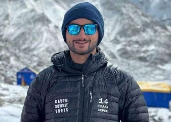 Pakistan’s Shehroze Kashif Becomes Youngest Mountaineer to Summit All 14 Peaks Over 8,000 Meters