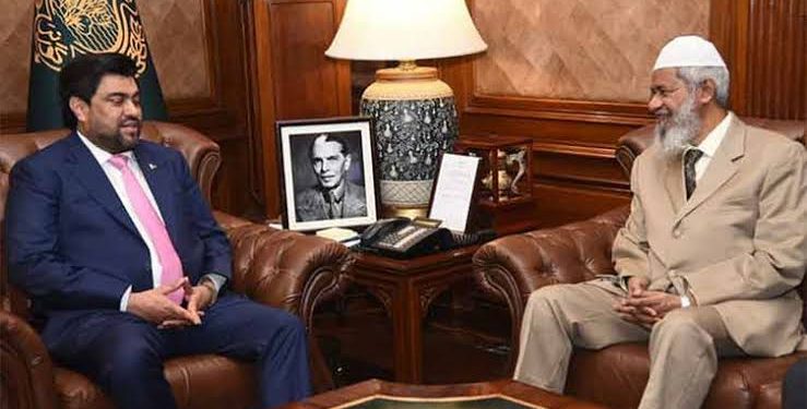 Sindh Governor Kamran Tessori Awards Honorary PhD Degree to Dr. Zakir Naik
