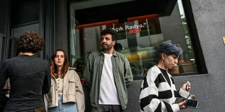 Turkey shuts down radio station in Armenia genocide row