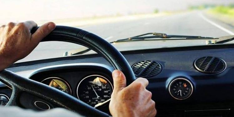 UAE to automatically open a traffic file for residents when they turn 18