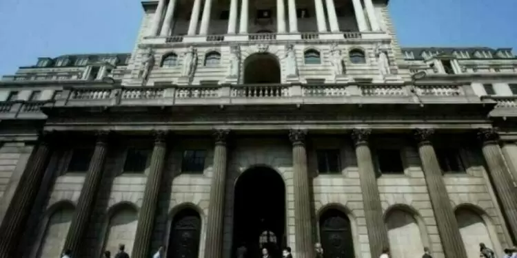 Bank of England warns of risks from rise in global trade barriers