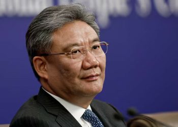 China’s commerce minister met Canadian trade minister to discuss tariffs