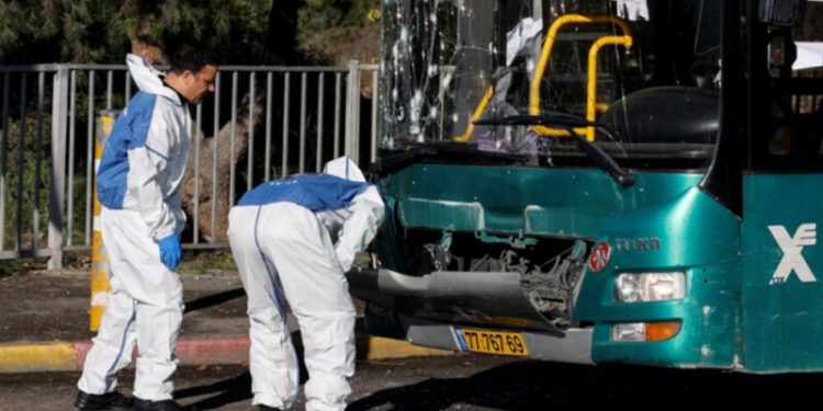 Israeli bus attacked in West Bank, at least eight injured