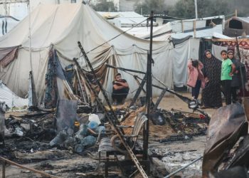 Israeli strikes kill 20 Palestinians in Gaza, some in attacks on tents, say medics