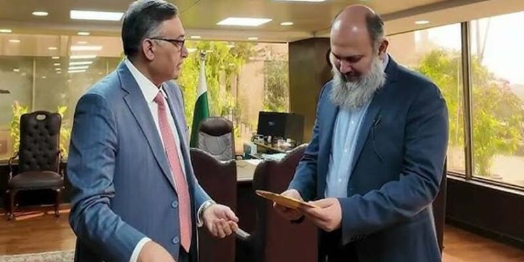 Jam reviews progress on Wexnet, OIC Trade Fair preparations