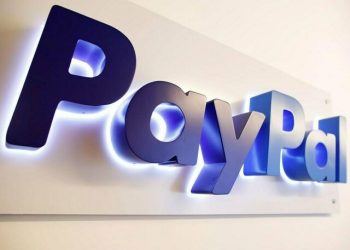PayPal outage affects thousands worldwide