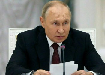 Putin threatens Kyiv with new hypersonic missile