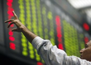 Record run continues: KSE-100 crosses 101,000 with nearly 1,300-point gain