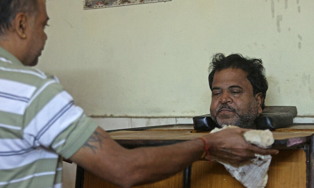  This photograph taken on November 26, 2024 shows a survivor (R) of the 1984 Bhopal Gas Leak Disaster, sitting inside a steam box during an ayurvedic detox treatment at the Sambhavna Trust clinic in Bhopal. Just after midnight, as poisonous plumes of smoke wafted through the Indian city of Bhopal four decades ago, residents ran to escape the cloud of highly toxic gas leaking from the Union Carbide factory on the night of December 2, 1984. Some 3,500 people were killed in the immediate aftermath, and up to 25,000 are estimated to have died overall in the world’s deadliest industrial disaster. Photo: AFP 