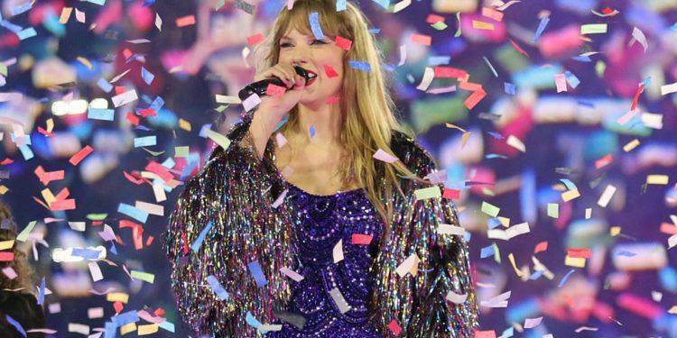 Swift’s chokehold on Wrapped: Why we keep coming back for more when we know who our top artist is