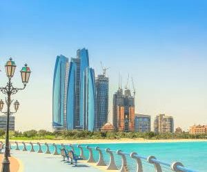 Abu Dhabi University Offers Fully Funded Scholarships for International Students in 2025
