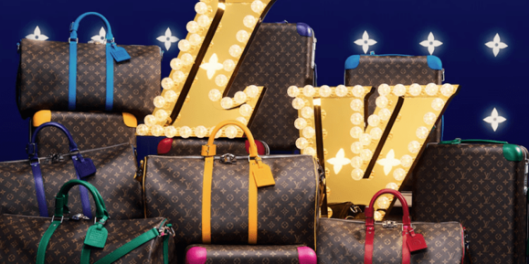 As bitcoin soars, luxury brands consider accepting crypto payments