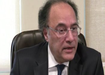 Aurangzeb optimistic about economic trajectory amid positive indicators