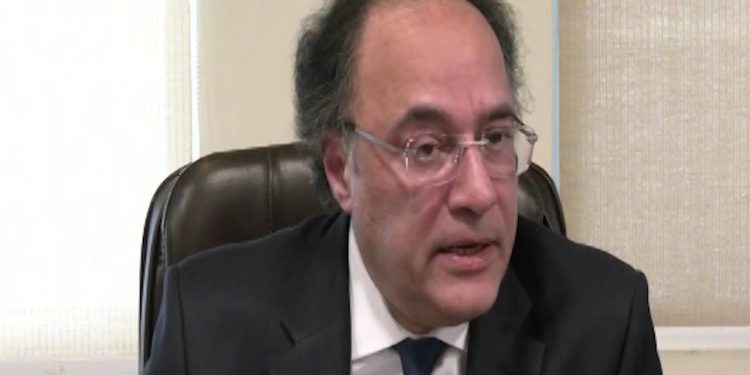 Aurangzeb optimistic about economic trajectory amid positive indicators