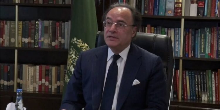 Aurangzeb says Pakistan economy’s issues have been addressed