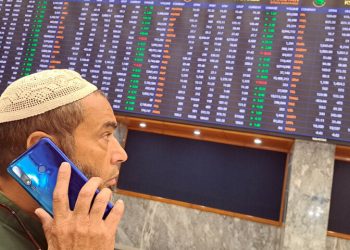 Buying spree continues: KSE-100 surges past 103,000 points