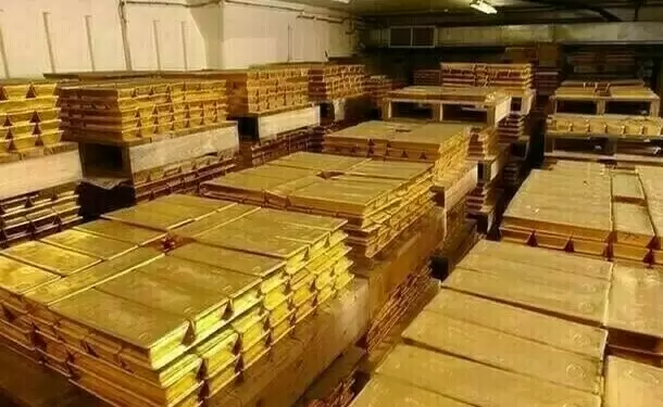 Gold price per tola decreases Rs600 in Pakistan
