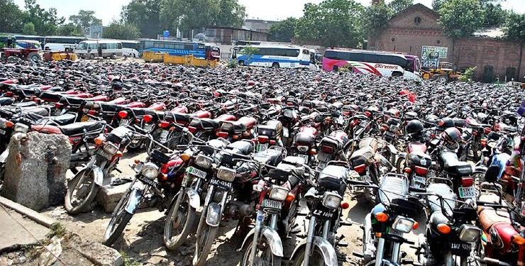 IG Sindh Announces Seizure of Unlicensed Vehicles and Motorcycles in Karachi