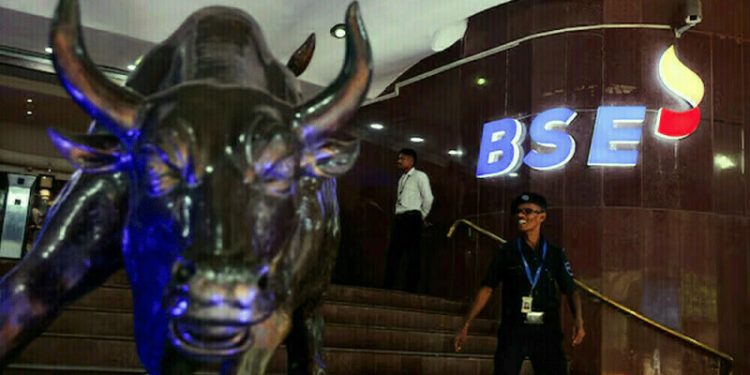 Indian shares end flat ahead of US, domestic inflation data