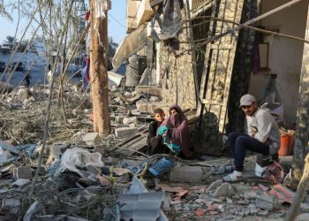 Israeli strikes kill 15 in Gaza, Cairo holds fresh talks with Hamas