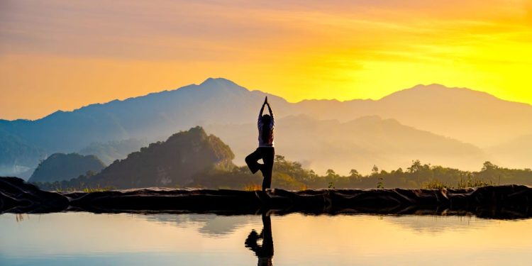 I've visited 94 countries. I always follow these 4 money-saving tips when I travel.