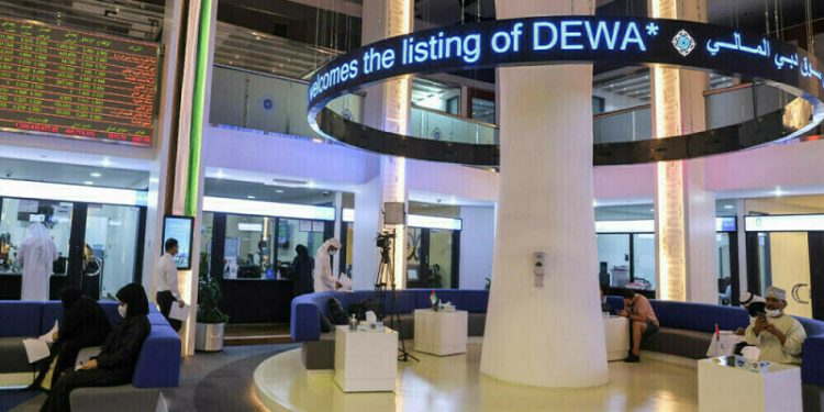 Major Gulf markets mixed in early trade, Dubai index eyes 10-year high - Markets