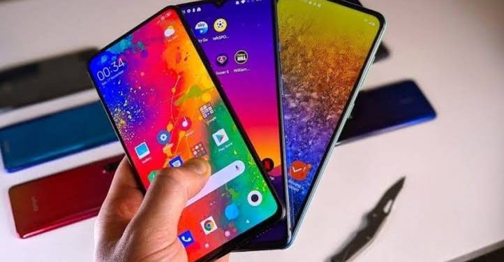 Mobile Phone Users in Pakistan Paid Rs 3.38 Trillion in Taxes in Five Years, National Assembly