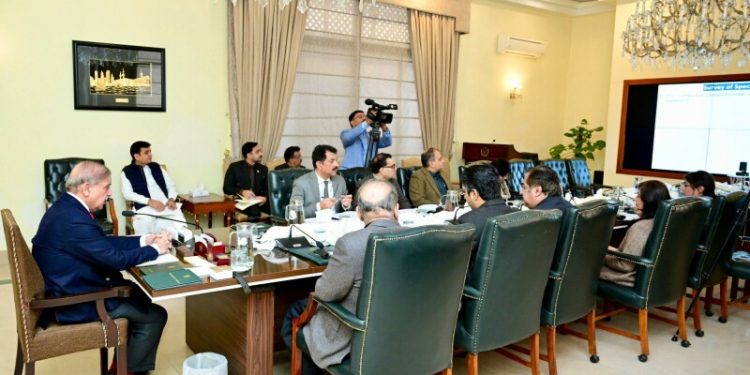 PM Shehbaz calls for early completion of Business Facilitation Centres