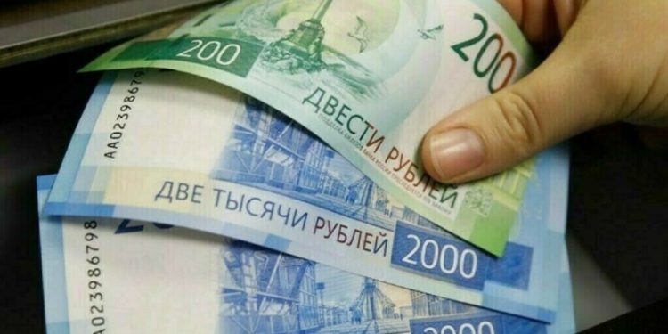 Rouble rebounds past 100 mark vs US dollar after Putin’s decree on rouble payments for gas