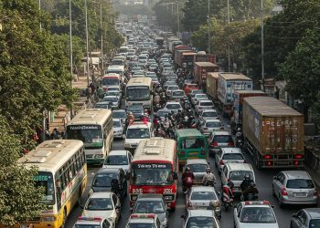 These Major Roads Block in Karachi Due to Protest