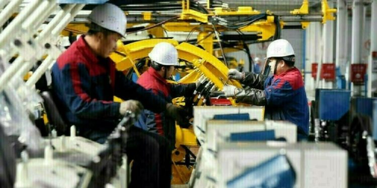 China services activity hits 7-month high but US trade fears dent optimism, Caixin PMI shows