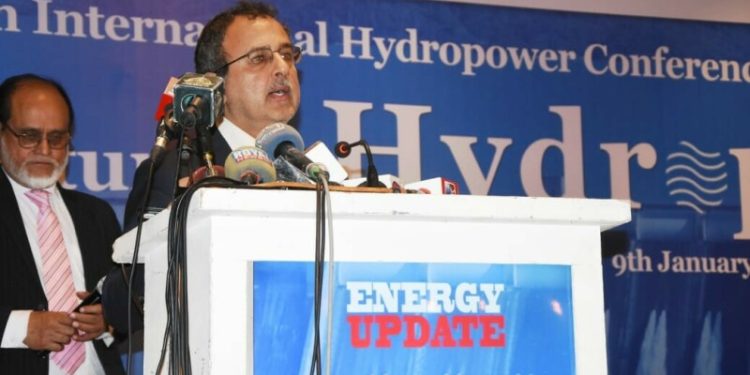 Govt saved Rs1.1 trillion through talks with IPPs: Awais Leghari